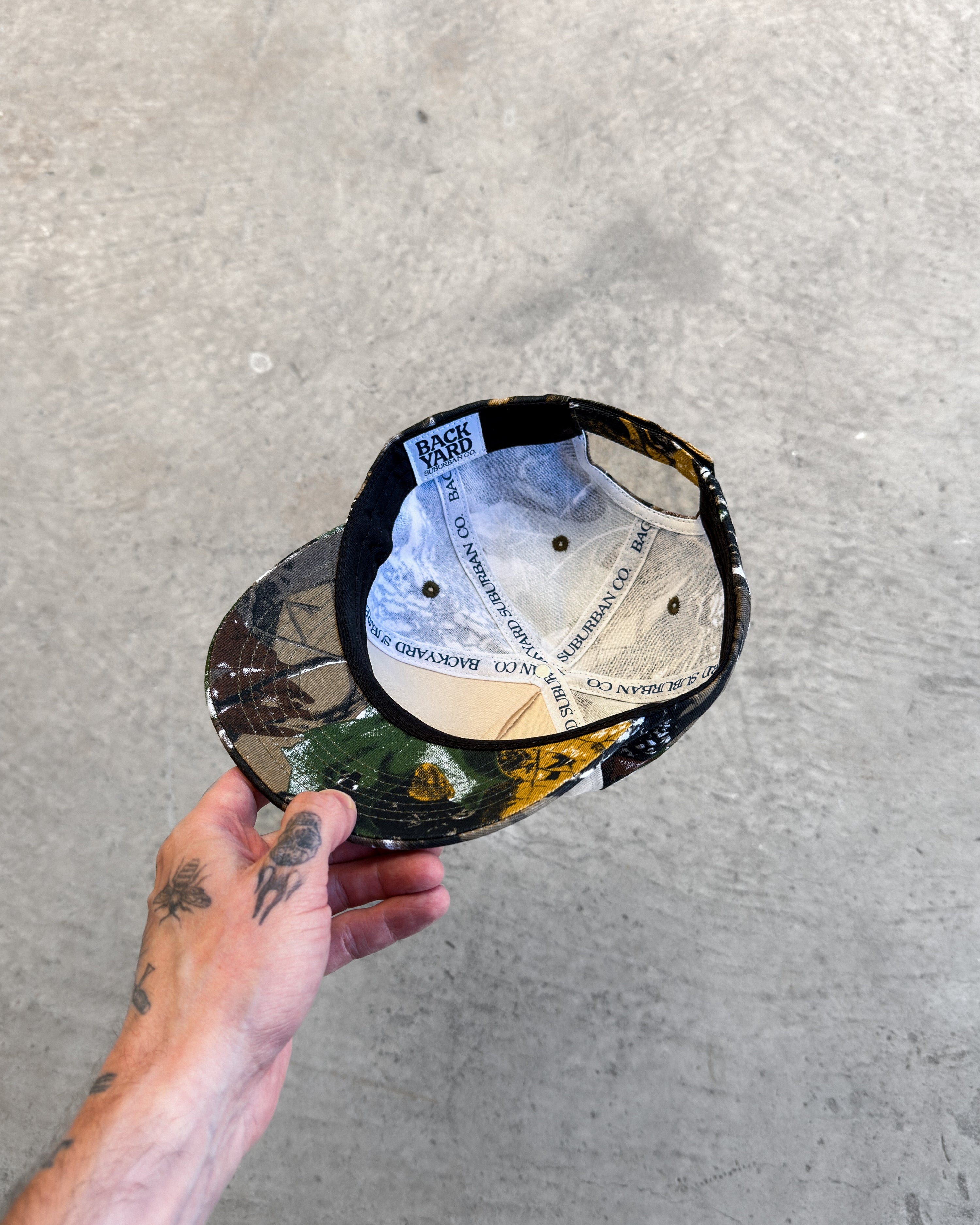 SUNDOWN CAP - CAMO/OFF WHITE