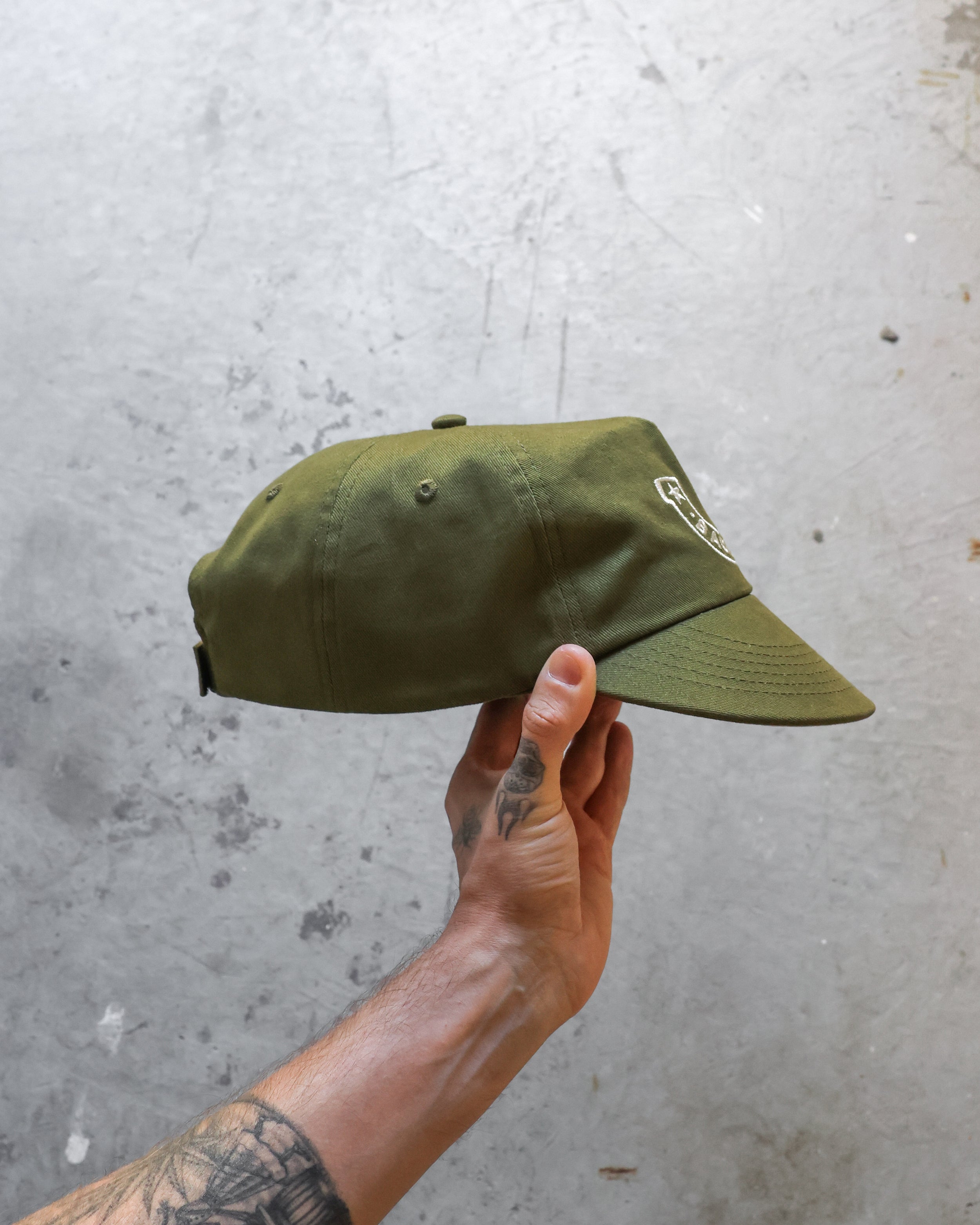 LUCKY CAP - OLIVE