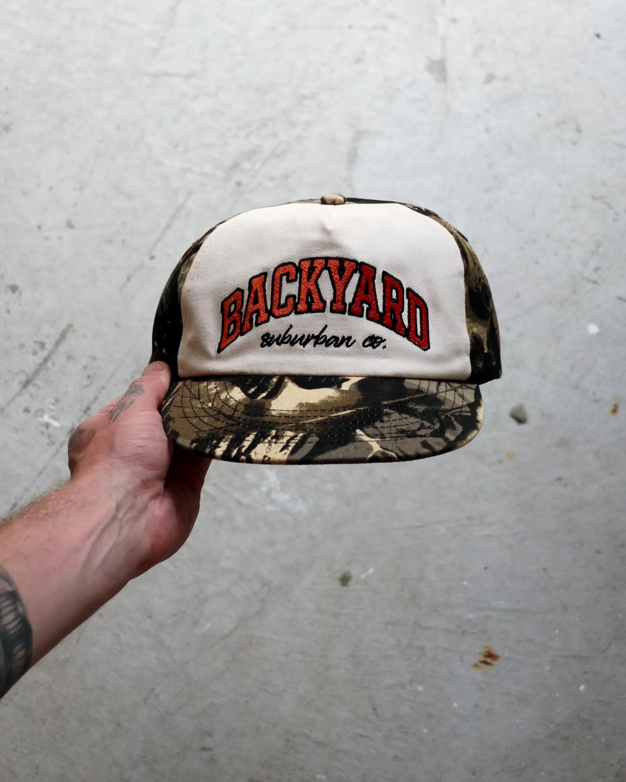 SUNDOWN CAP - CAMO/OFF WHITE